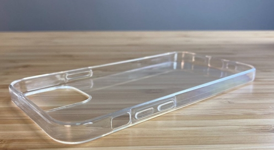 iPhone 12系列保护壳曝光：这外形你有爱吗？